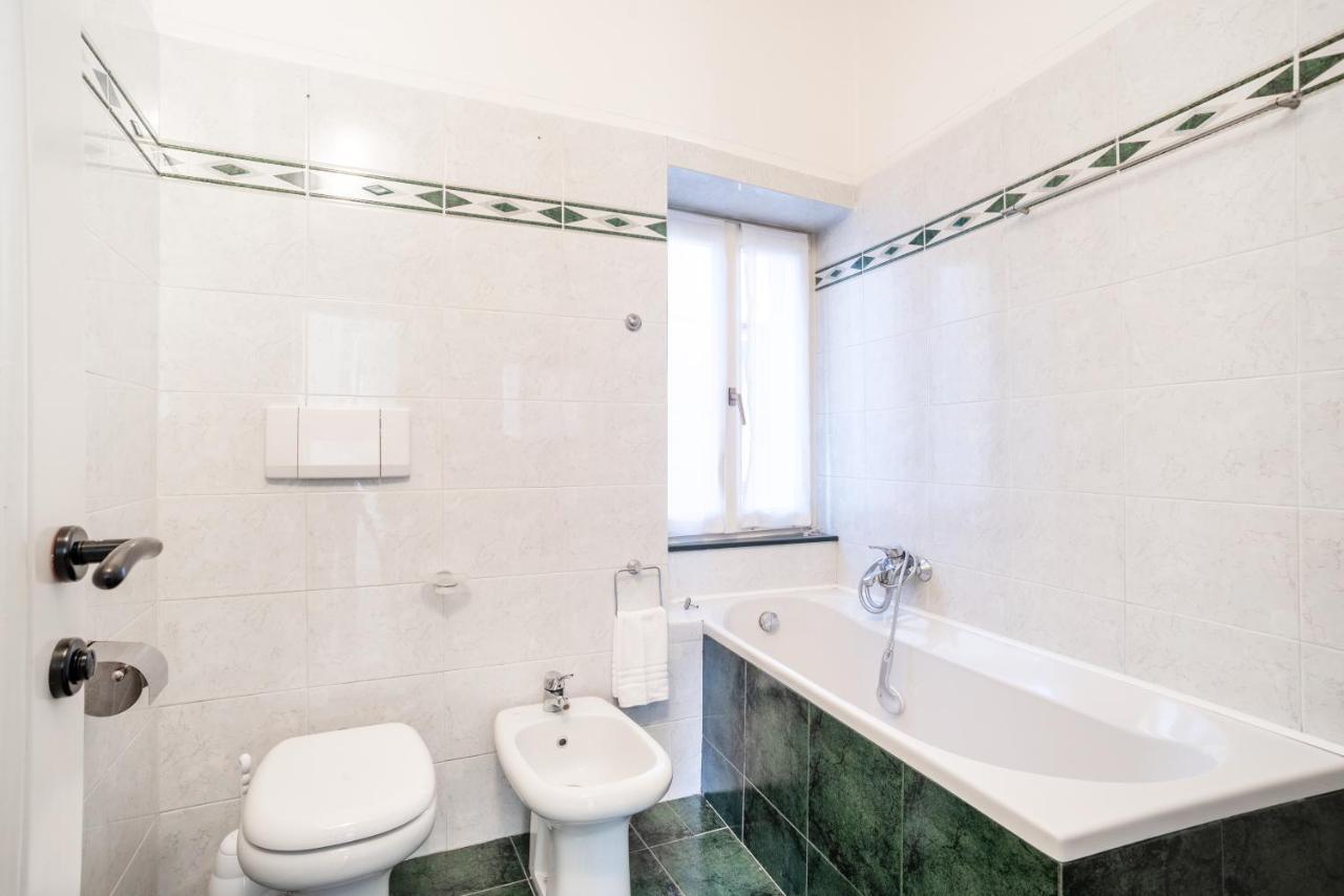 Limonta Lake View Apartment With Private Parking Luaran gambar